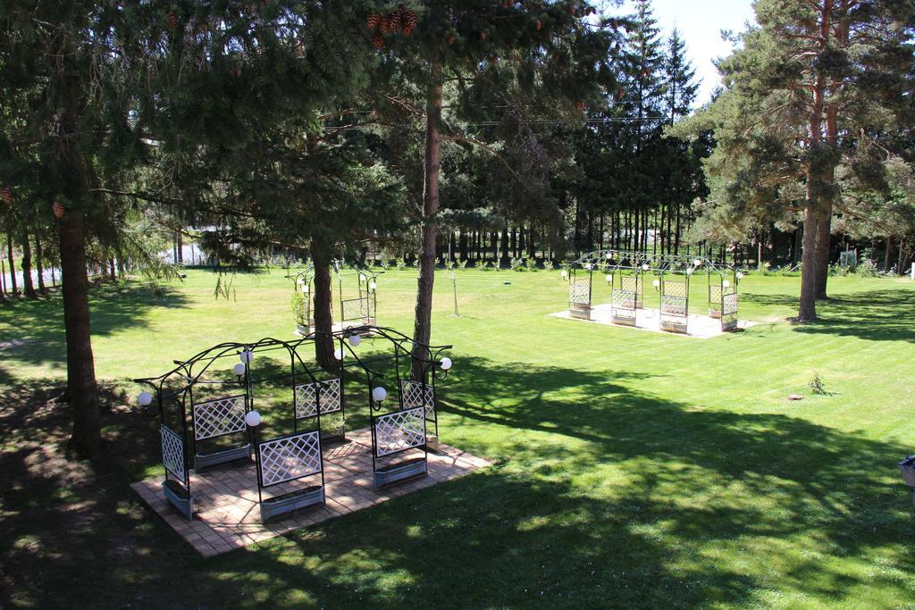 Hotel Restaurant Logis La Meridienne Anglards de Saint Flour Phòng bức ảnh