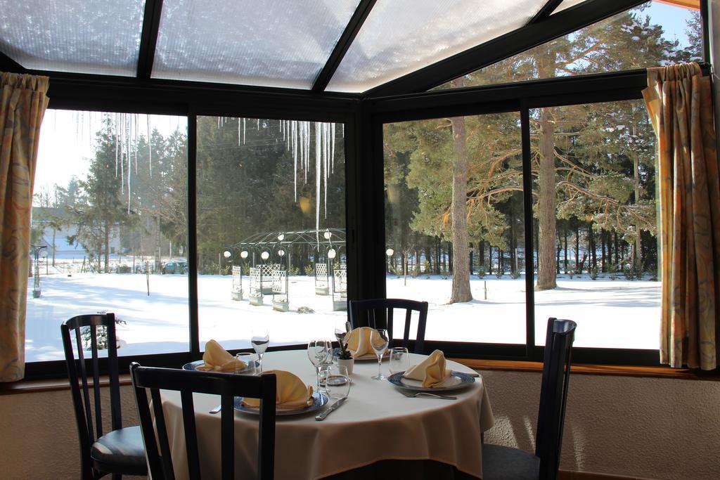 Hotel Restaurant Logis La Meridienne Anglards de Saint Flour Ngoại thất bức ảnh