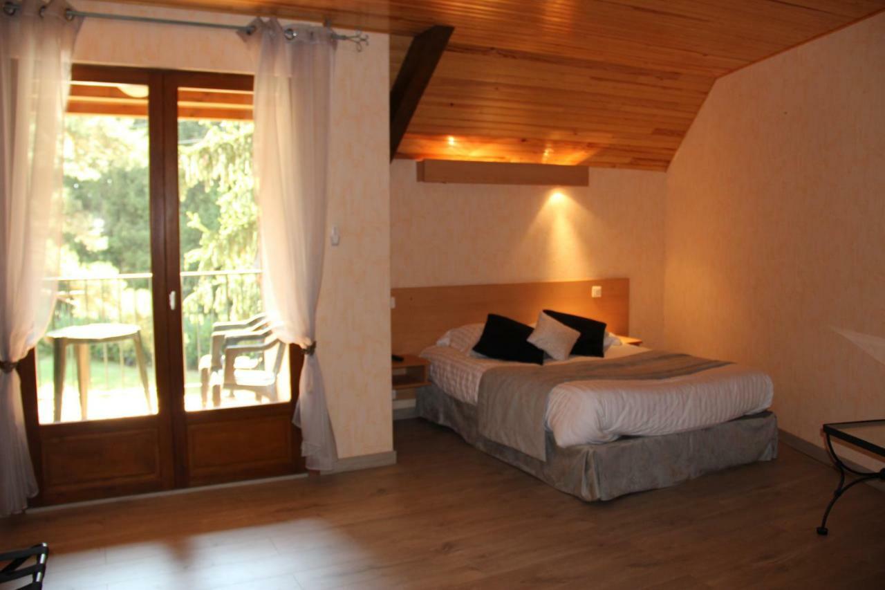 Hotel Restaurant Logis La Meridienne Anglards de Saint Flour Ngoại thất bức ảnh